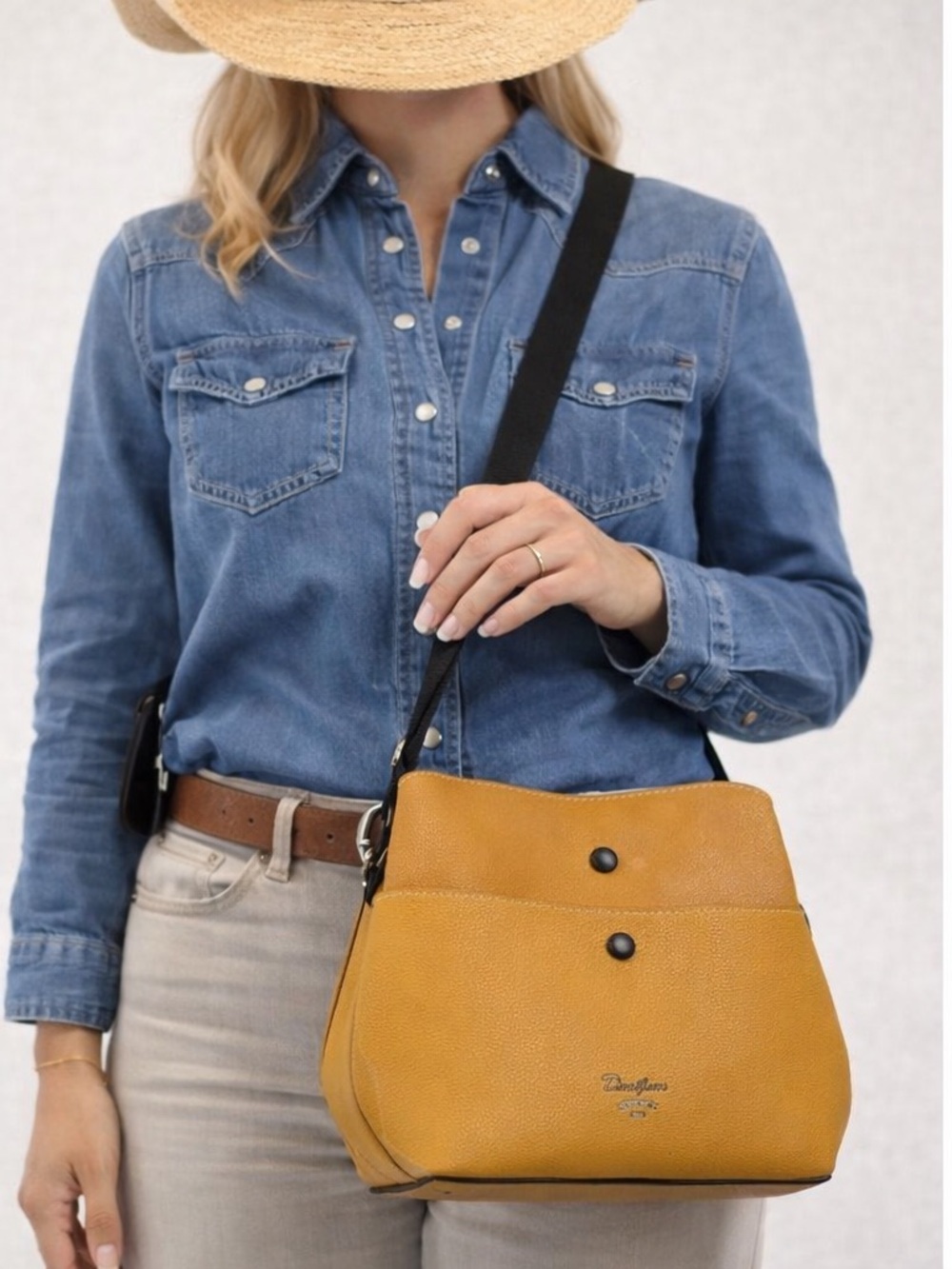 David Jones Yellow Crossbody Bag Stylish & Versatile and Chic